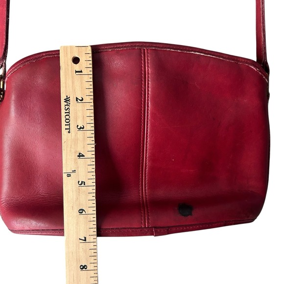 COACH 9976 Vintage Old Red Leather Hobo Shoulder Bag USA Money Western 90's Med - Picture 10 of 16